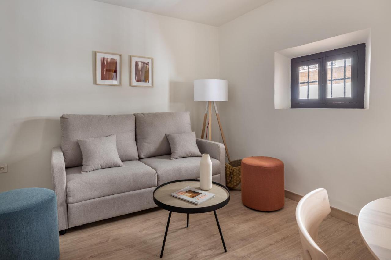 Apartamentos Libere Malaga La Merced Exterior photo